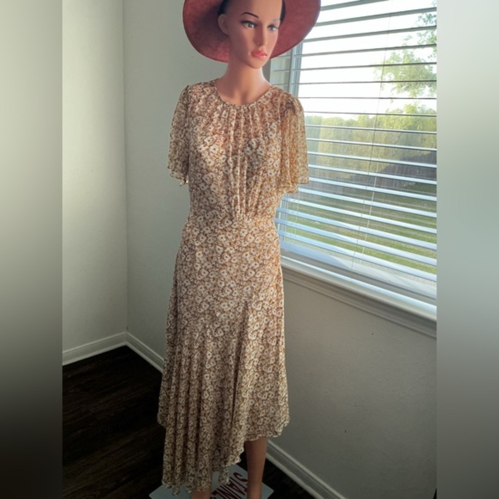 Astr Floral Midi Dress in Yellow Size S